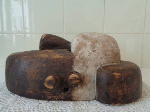 Salampasu masker, DR Congo