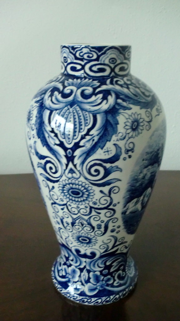 Vaas Societé Ceramique Maestricht