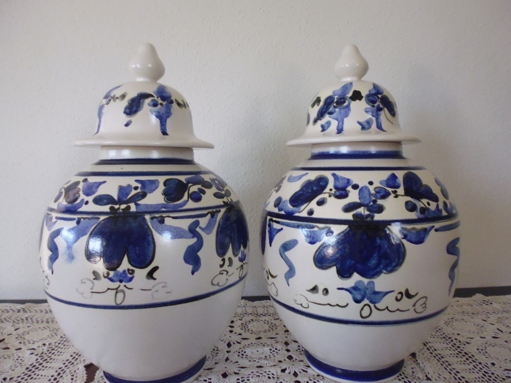 Delfts blauw gekleurde potten met deksel