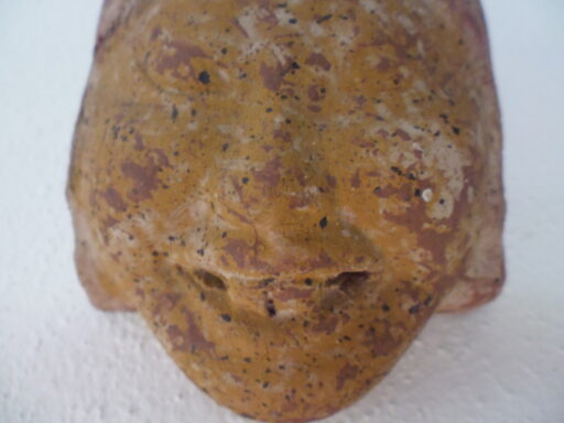 Oud masker lachende man