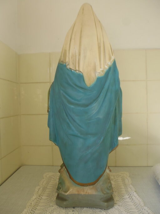 Groot gipsen Mariabeeld 1920