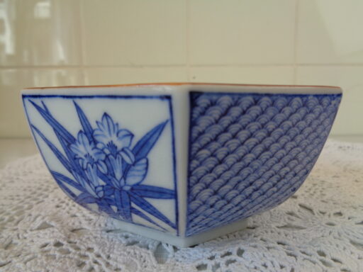 Aziatische kom 6-hoekig