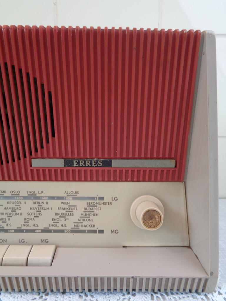 Vintage radio Erres RA 641