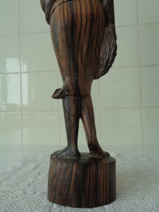 Beeld van een halfnaakte vrouw