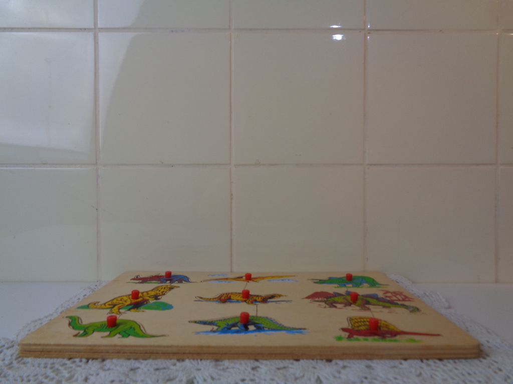 Houten puzzels Sesamstraat en Dinosaurussen Houten puzzels Sesamstraat en Dinosaurussen