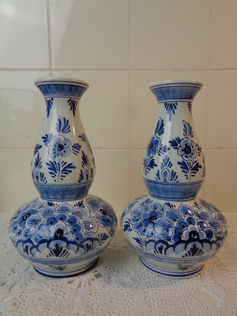 Delfts blauw, collectie van zes objecten