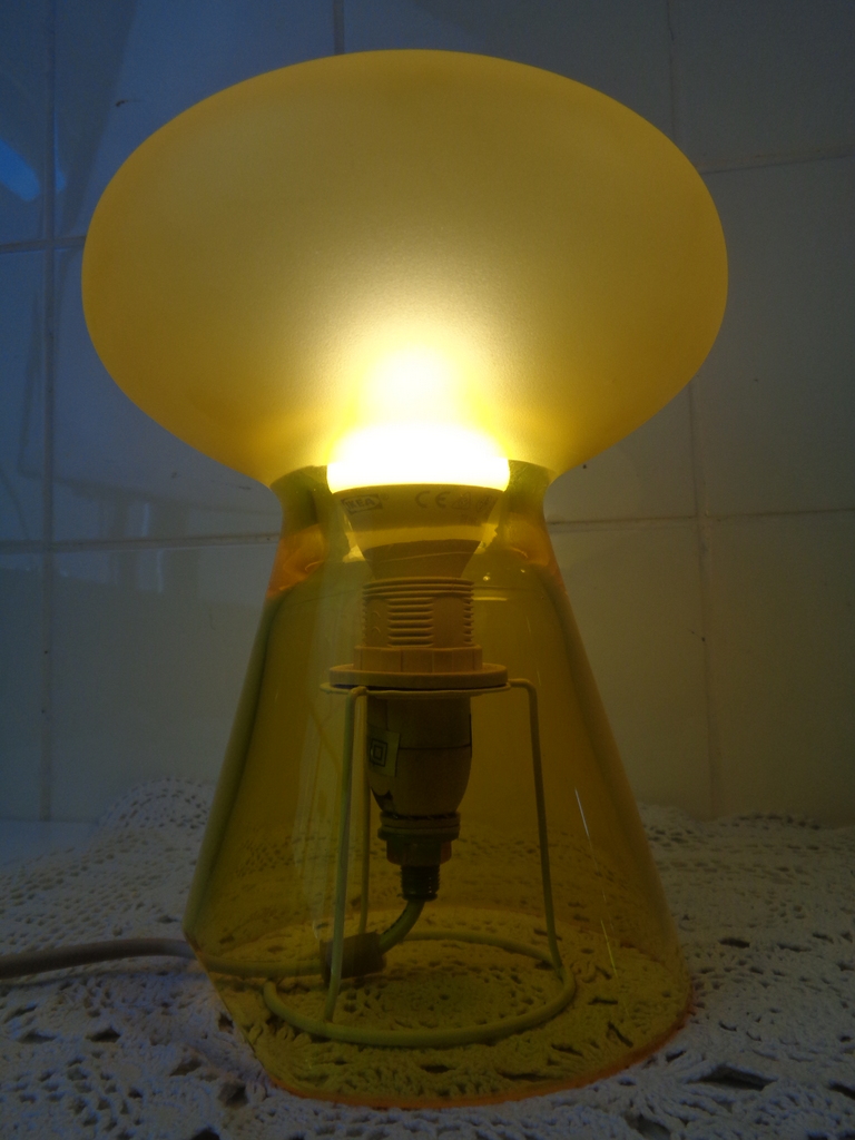 Design lamp Mushroom, gesigneerd