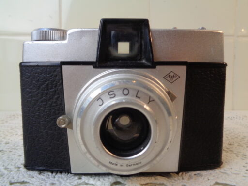 Twee fraaie vintage Agfa Isoly Junior camera`s