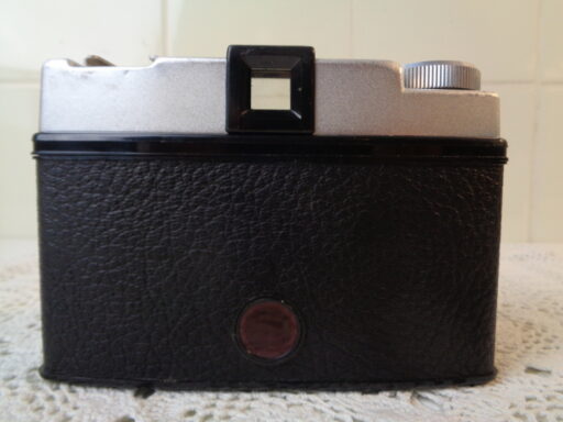 Twee fraaie vintage Agfa Isoly Junior camera`s