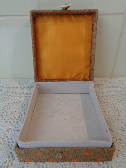 Mooie houten opbergdoos