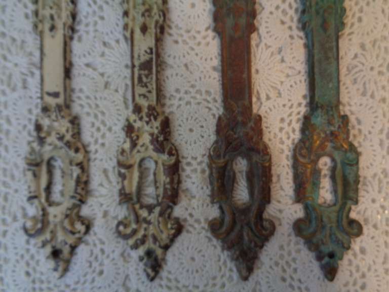 Antieke koperen deurbeslag