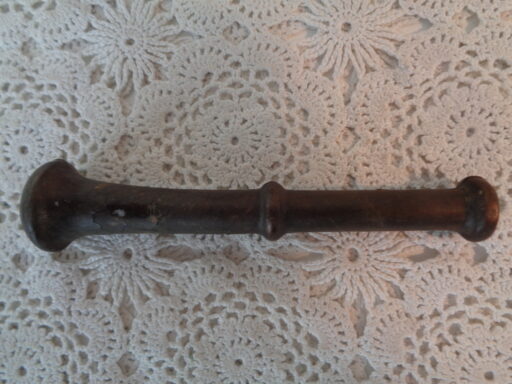 Antieke Griekse vijzel met stamper