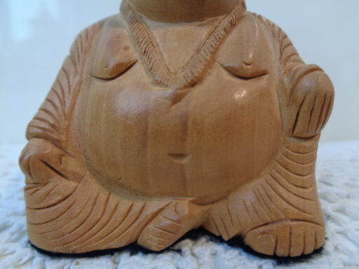 Houten Boeddha beeldje