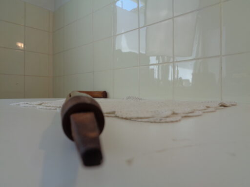 Collectie wandelstokken uit grootmoeders tijd