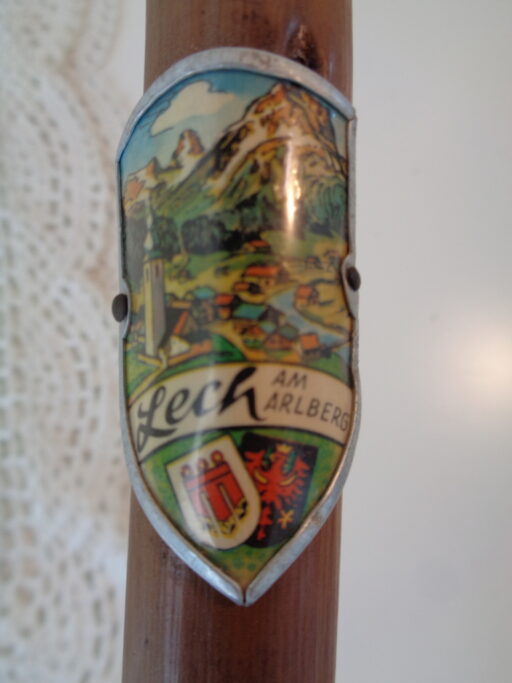 Collectie wandelstokken uit grootmoeders tijd