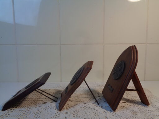 Drie antieke panelen