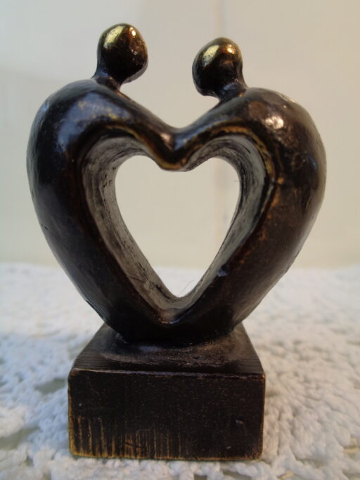 Kunstenaar onbekend (JN?) Samen Veilig Twee lieflijke bronzen sculpturen