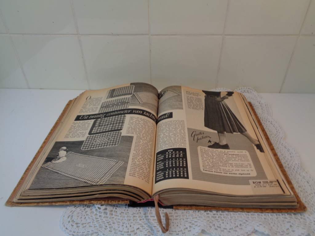 Libelle 1952 No 1, 18 Libelle tijdschriften