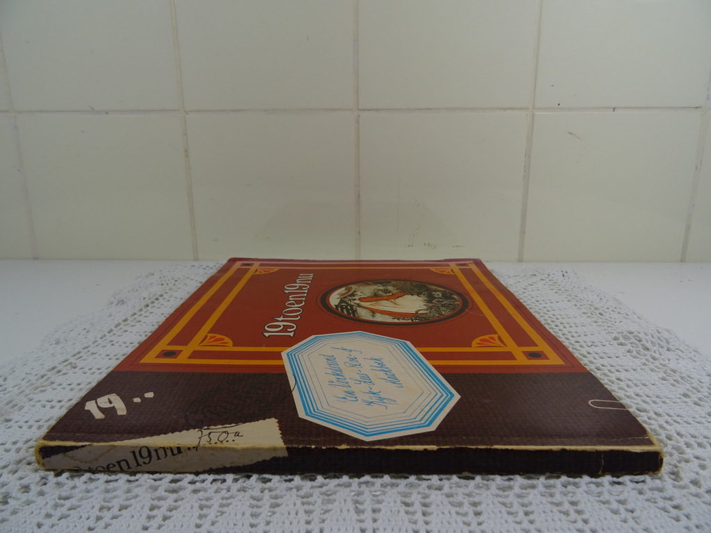 Boek 19 toen 19 nu uit 1974