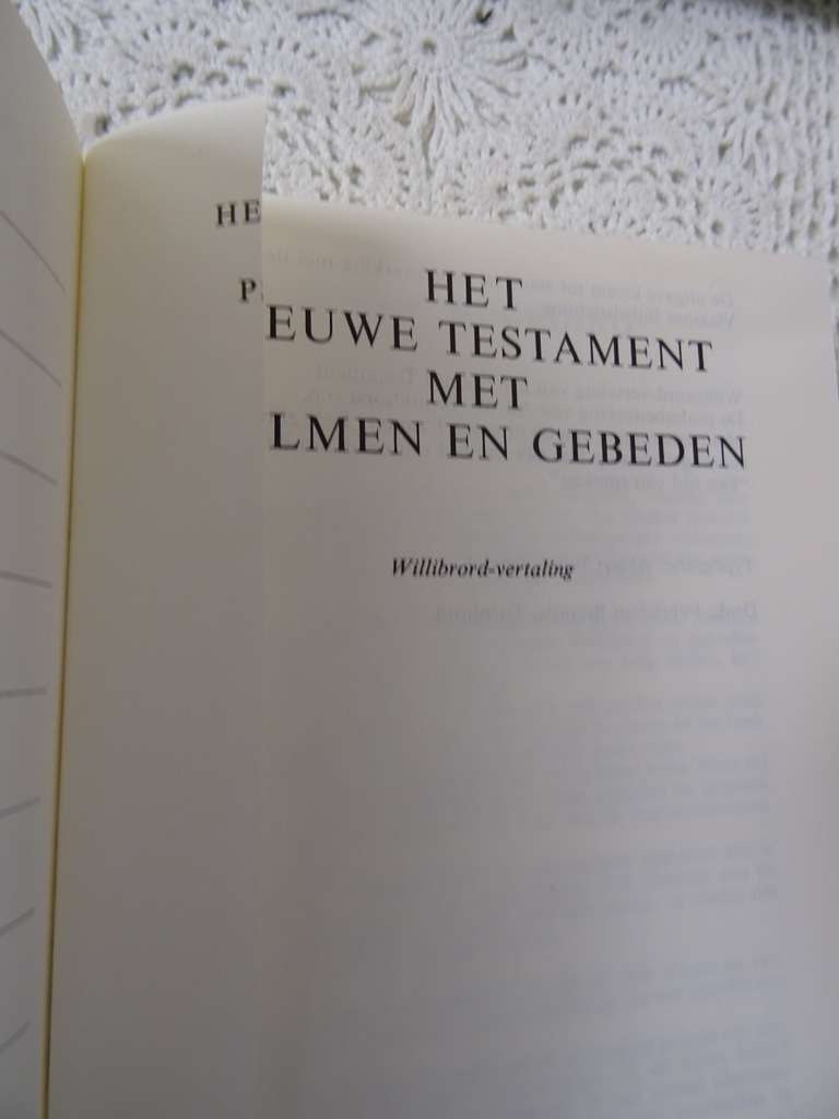 Het Nieuwe Testament KBS 1971 in fraaie opberghoes