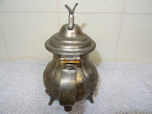 Antieke zilveren of verzilverde theepot