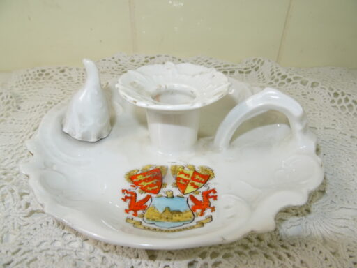 Alternative view of Antieke of vintage porseleinen kandelaar