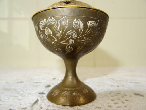 Antiek koperen potje voor wierook uit India