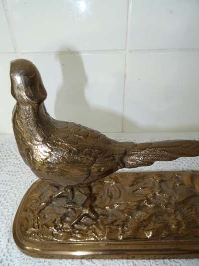 Antiek bronzen beeld van een fazant