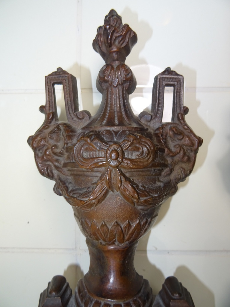 Twee fraaie sierornamenten Neo Barok 1840 - 1880 - Afbeelding 3