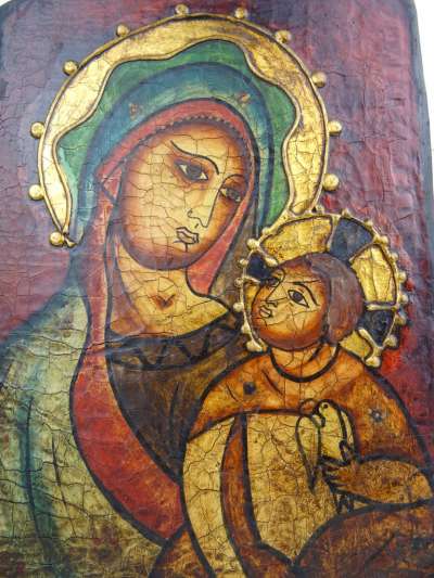 Imponerend icoon Heilige Maria geschilderd