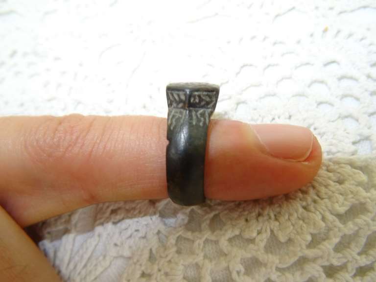 Bodemvondst Romeinse ring (1e-3e eeuw)