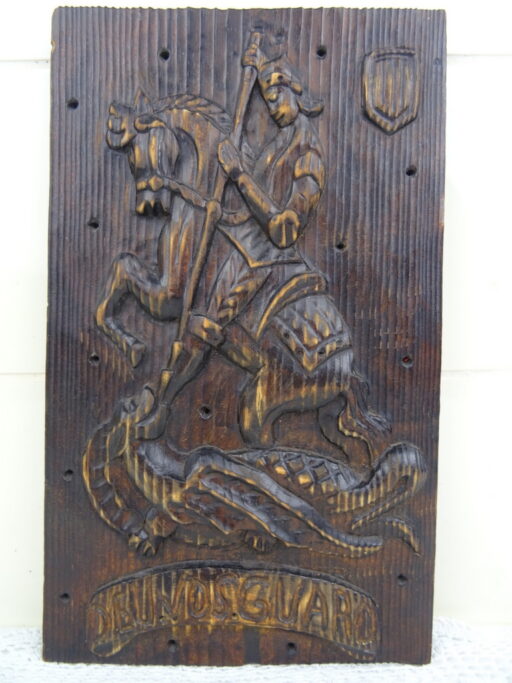 Antiek houtsnijwerk Sint Joris