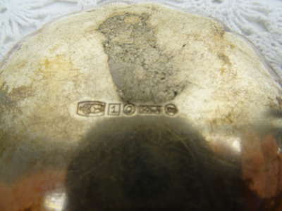 Antieke zilveren of verzilverde asbak Lage Zwaluwe
