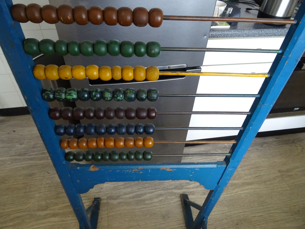 Antiek houten telraam uit school 151cm - Afbeelding 35