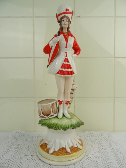 Italiaans aardewerk beeld