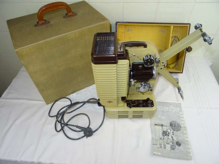 Eumig P26 projector uit 1955