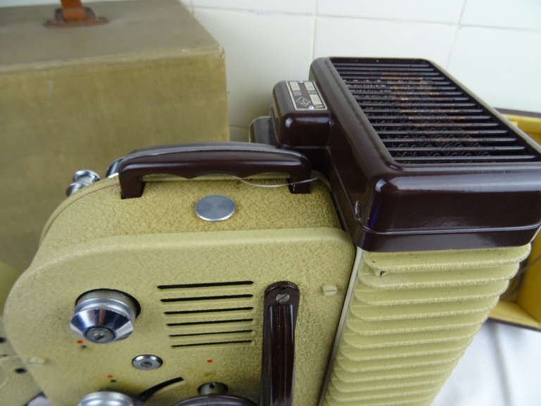 Eumig P26 projector uit 1955