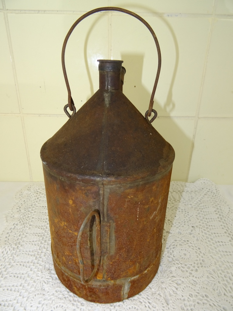 Antieke metalen oliekan - Afbeelding 7