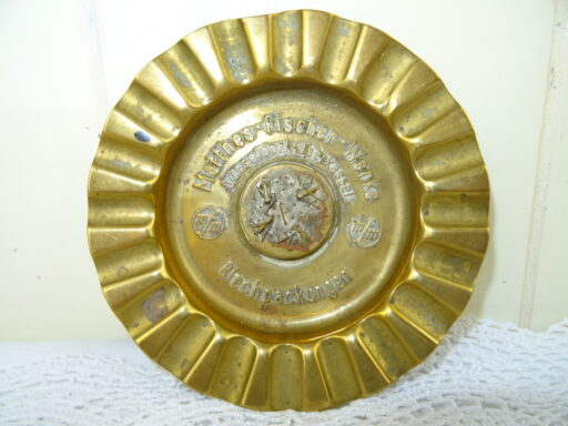 Antieke koperen asbak