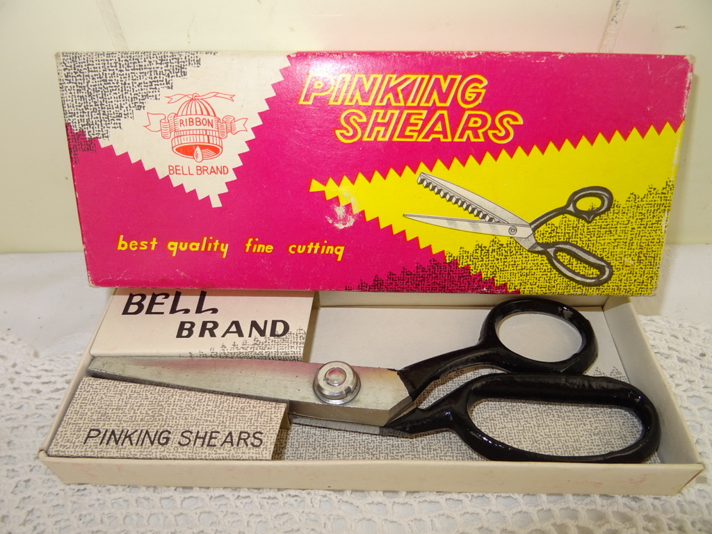 Vintage Ribbon Brand Pinking shears