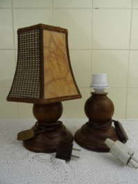Set antieke eikenhouten lampen
