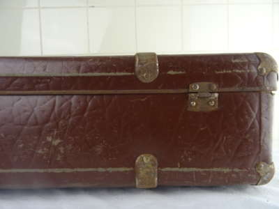 Antieke houten reiskoffer