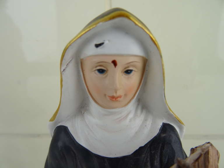 Antiek beeldje Heilige Rita van Cascia