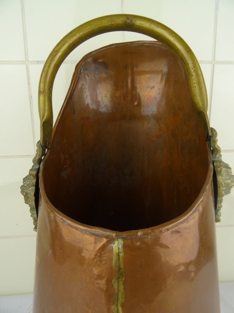 Antiek kolenkit met leeuwenkoppen - Afbeelding 9