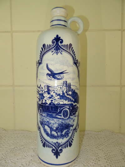 Antieke Delfts blauwe fles of kruik
