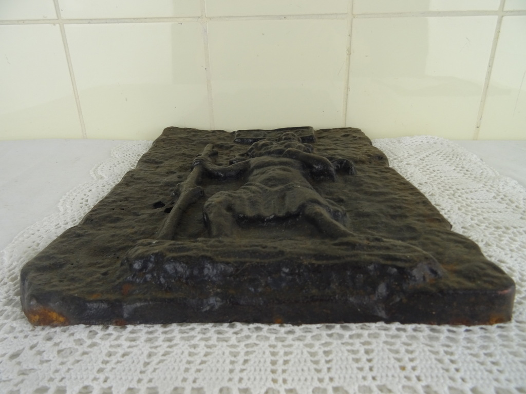 Antieke haardplaat Heilige Christoffel 1563 Antieke haardplaat Heilige Christoffel 1563