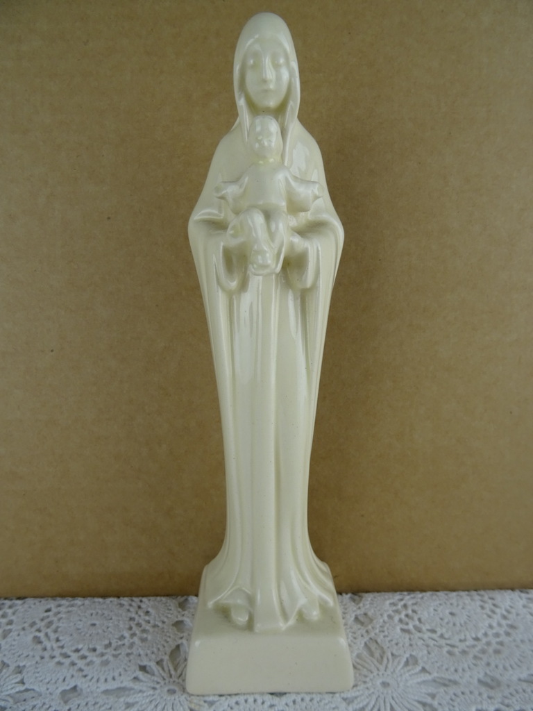 Antiek porseleinen Mariabeeldje