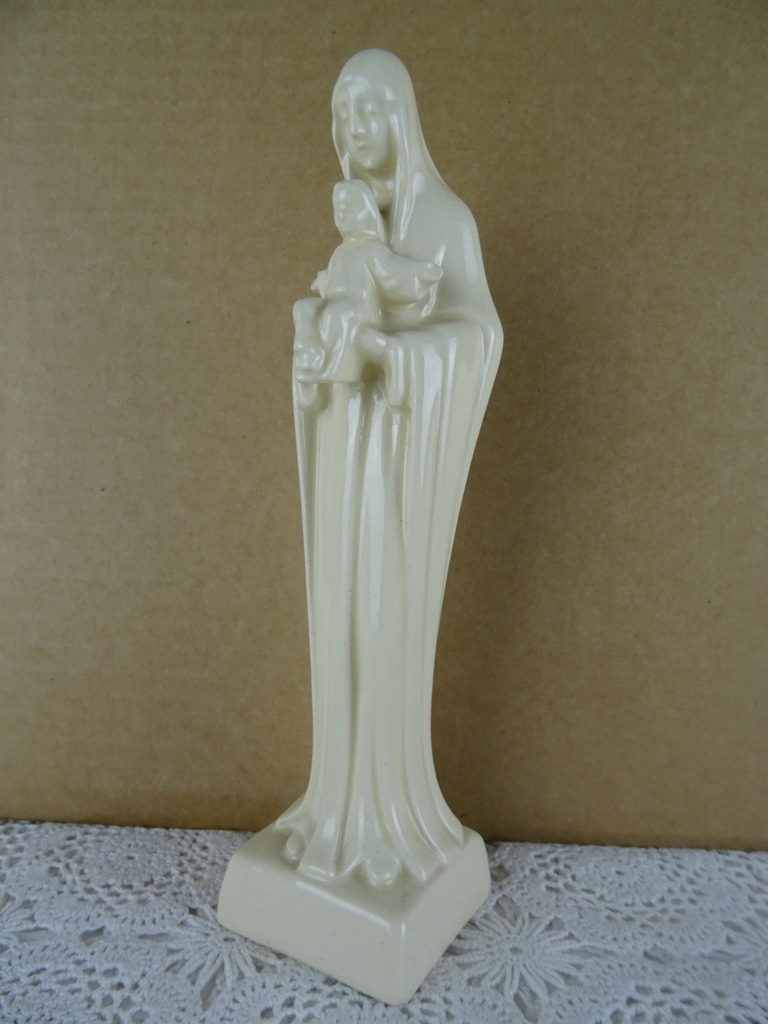 Antiek porseleinen Mariabeeldje