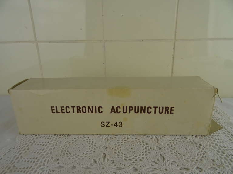 Vintage acupunctuur apparaat