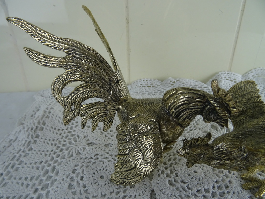 Imposante verzilverde kemphanen - Afbeelding 4